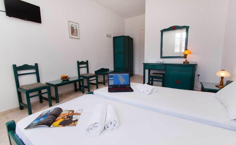 Venikouas Hotel Platis Gialos  Esterno foto
